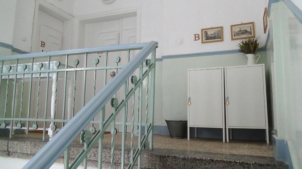 Bright Bright A With Balcony Apartment *
