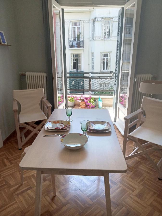 Apartment Bright Bright A With Balcony Thessaloniki